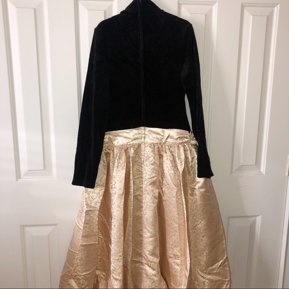 Host Pick - American Girl Holiday Dress for Girl - Picture 6 of 15